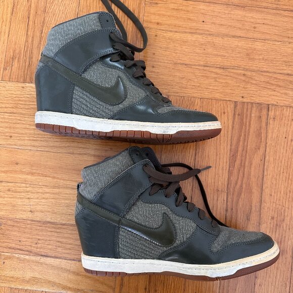 Nike Dunk Sky Hi Essential Green Wedges 8.5 - Picture 2 of 10